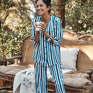 Summersalt The Cloud 9 Silky Pajama Set Size Large